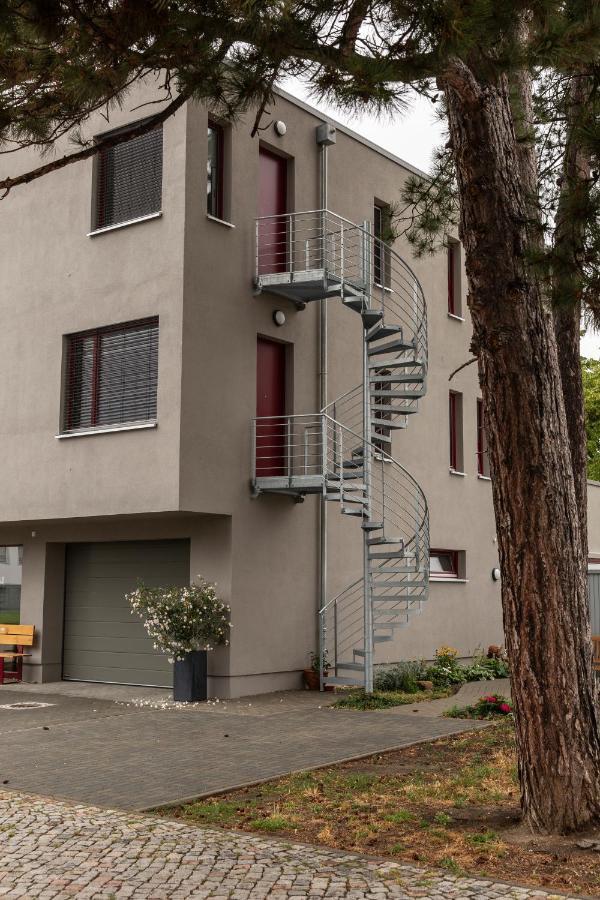 Appartements Am Bauhaus Dessau-Rosslau Buitenkant foto