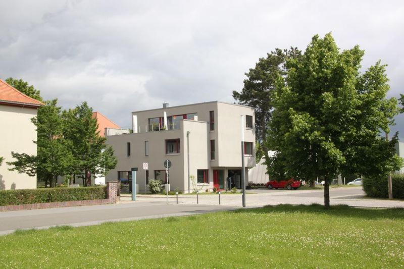 Appartements Am Bauhaus Dessau-Rosslau Buitenkant foto